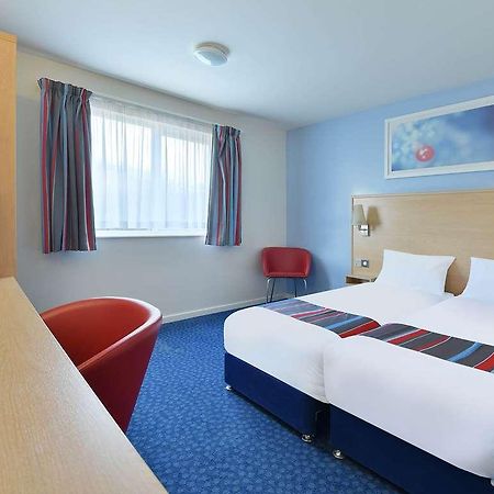 Travelodge Basingstoke Room photo
