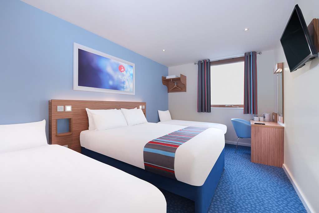 Travelodge Basingstoke Room photo