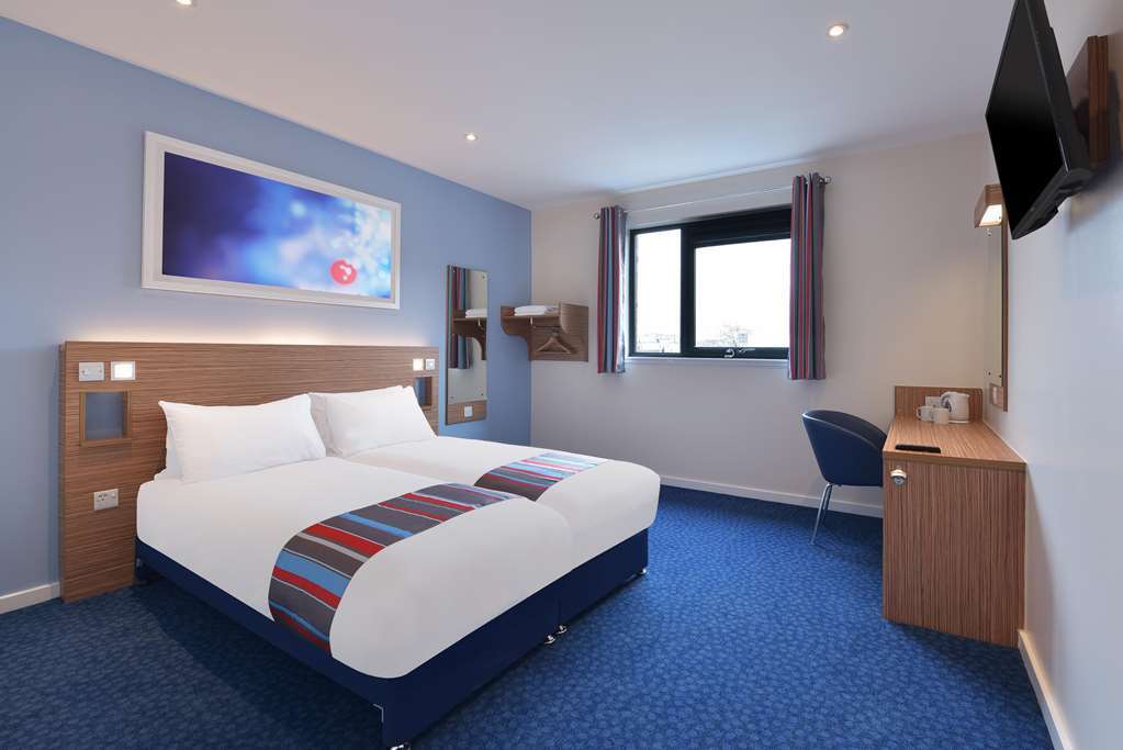 Travelodge Basingstoke Room photo